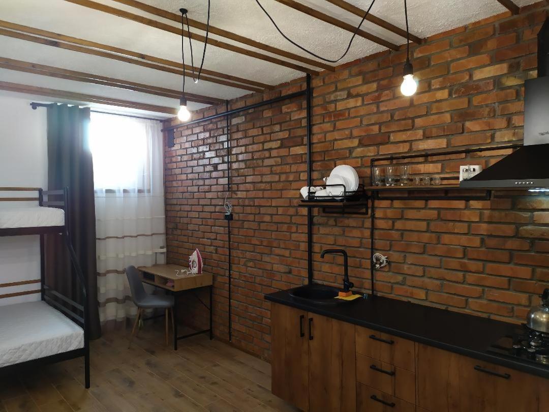 オデッサ Loft Houseアパートホテル エクステリア 写真