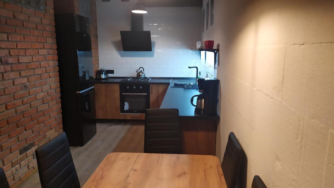 オデッサ Loft Houseアパートホテル エクステリア 写真