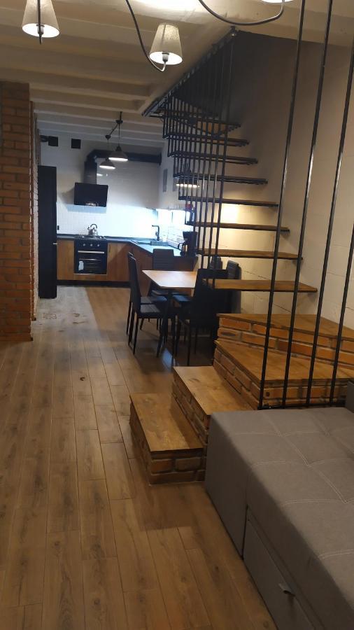 オデッサ Loft Houseアパートホテル エクステリア 写真