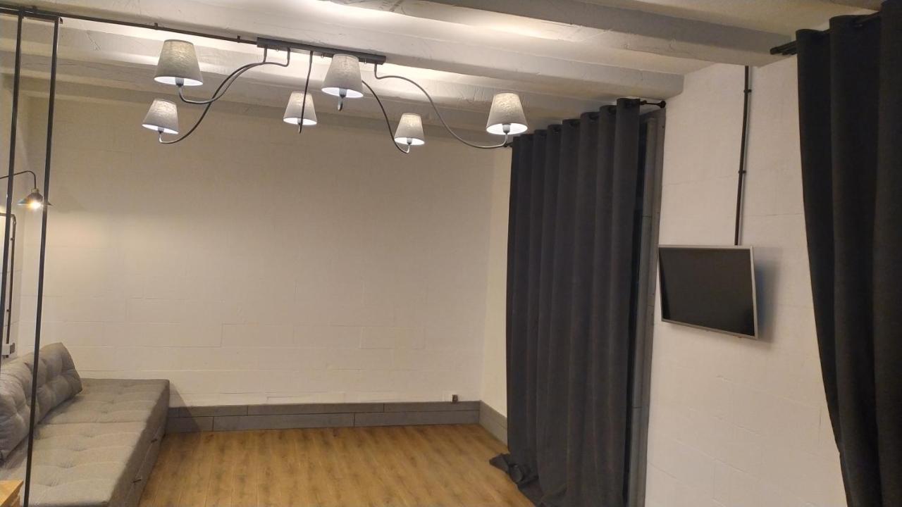 オデッサ Loft Houseアパートホテル エクステリア 写真