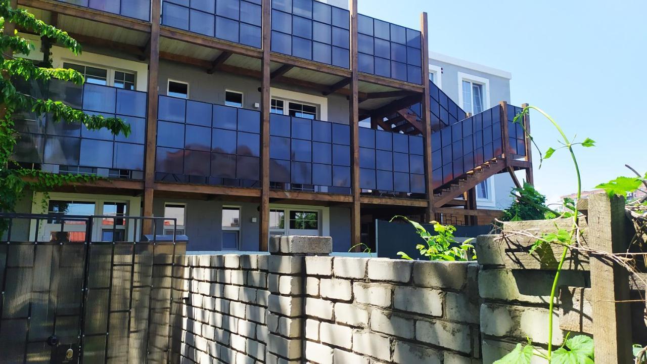 オデッサ Loft Houseアパートホテル エクステリア 写真